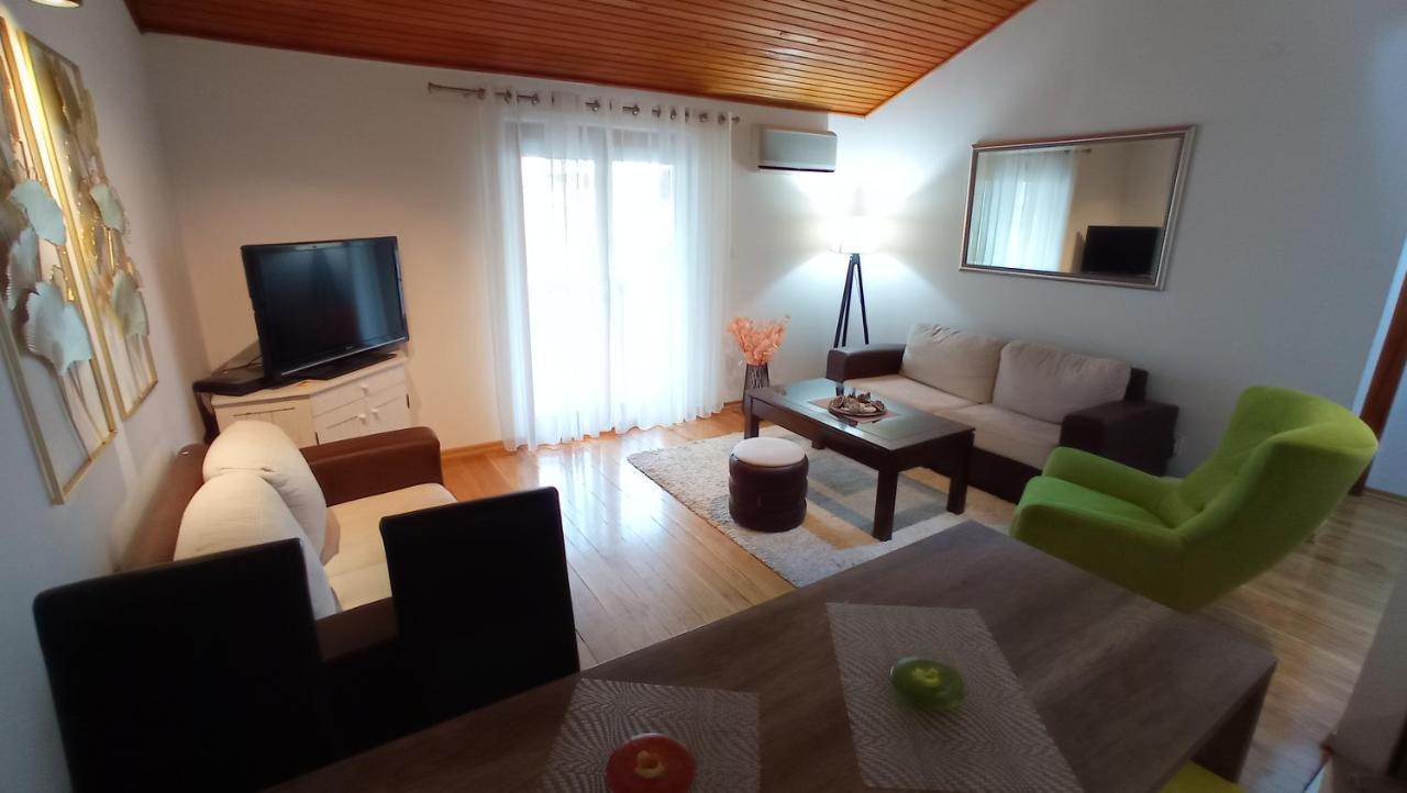 Apartment Maja บุดวา ภายนอก รูปภาพ